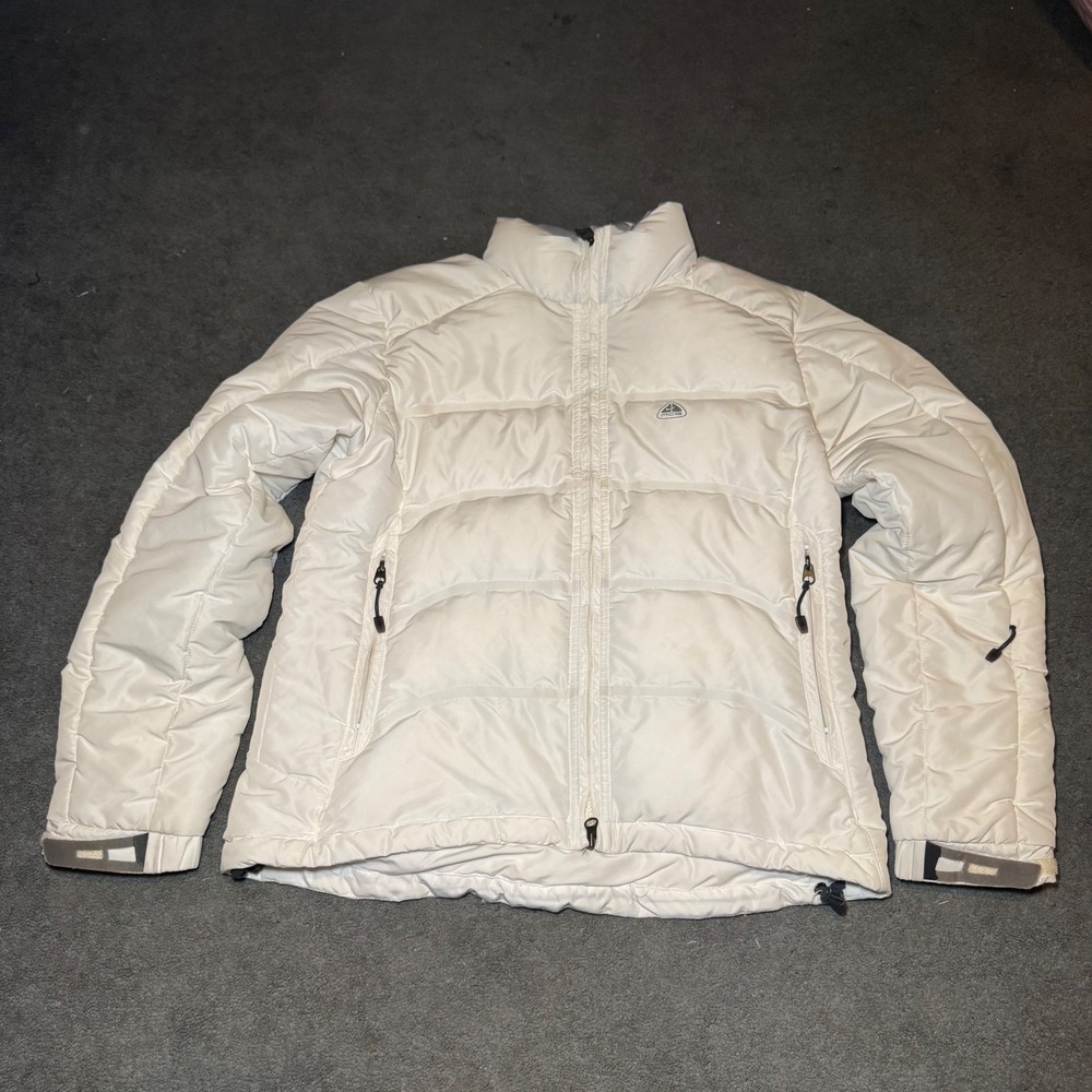 Nike ACG White Puffer Jacket Outer Layer 3 Women Medium Full Zip Quilted Coat